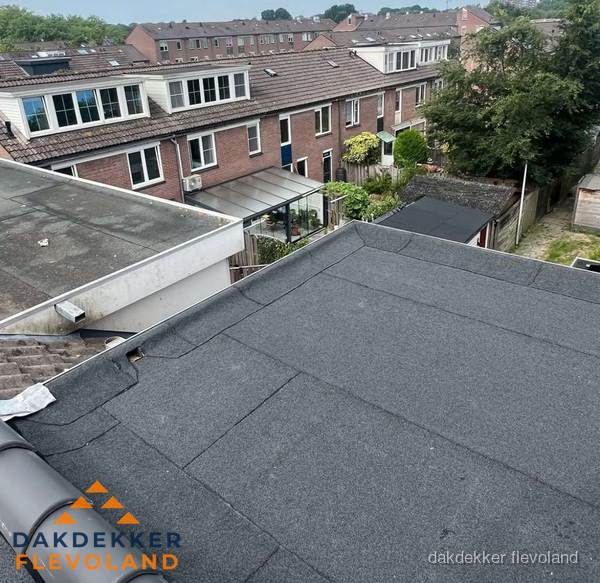 Dakinspectie plat dak aanbouw in Flevoland Dakinspectie plat dak aanbouw in Flevoland